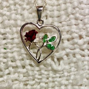 STERLING SILVER ROSE AND HEART NECKLACE.